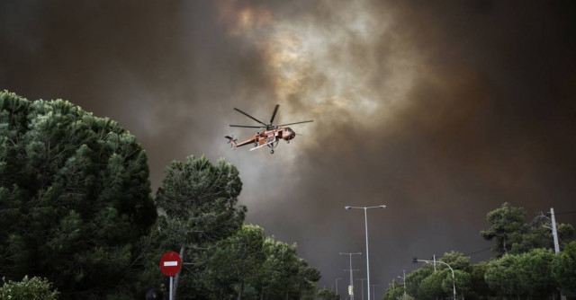 Ελληνική τραγωδία: Οι πυρκαγιές στην Αττική ήταν οι πιο φονικές της δεκαετίας στον πλανήτη (Vids)