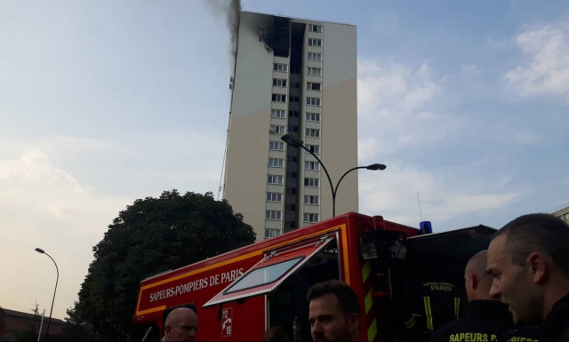 Γαλλία: Μια γυναίκα και τρία παιδιά σκοτώθηκαν από πυρκαγιά σε ουρανοξύστη (pics)