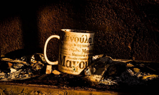 Θρήνος και οδύνη για τα πρόσωπα της τραγωδίας - Συνεχίζεται η ταυτοποίηση των σορών