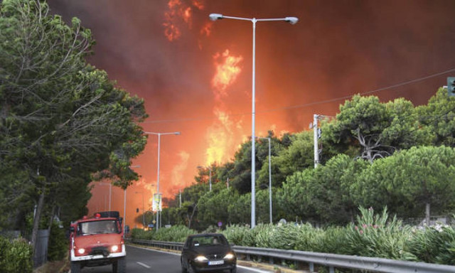 Φωτιά Μάτι: Πληροφορίες ότι ξεκίνησε από ιδιώτη που προσπάθησε να κάψει ξύλα