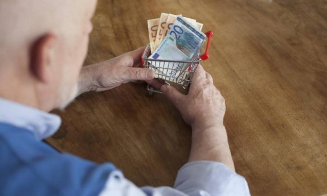 Συντάξεις Αυγούστου 2018: Συνεχίζονται οι πληρωμές - Δείτε τις ημερομηνίες για όλα τα Ταμεία