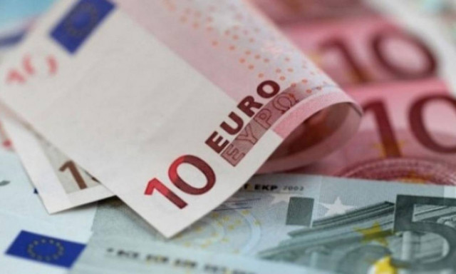 ΑΑΔΕ: Εξόφληση φόρου εισοδήματος σε δώδεκα δόσεις