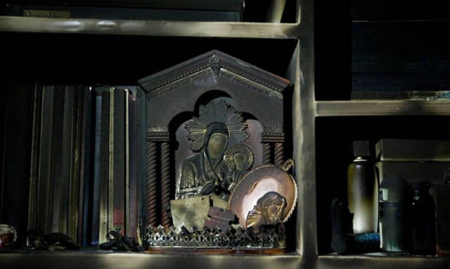 Ζητείται ελπίς! Ζωή μέσα από τις στάχτες αναζητούν οι κάτοικοι στο Μάτι