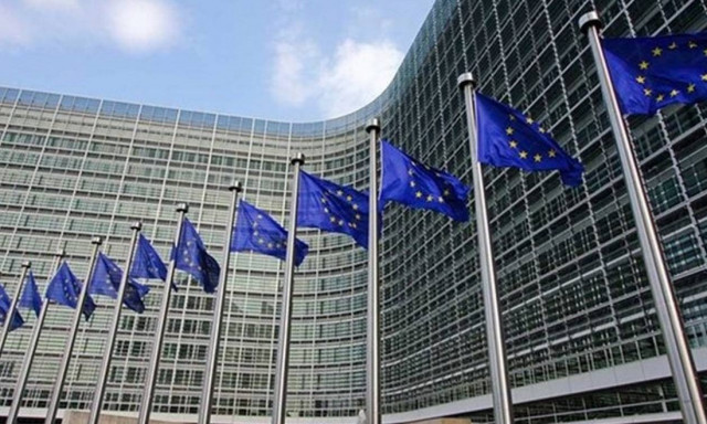 Κομισιόν: Δίνει 37,5 εκατ. ευρώ για τη βελτίωση των συνθηκών υποδοχής στην Ελλάδα