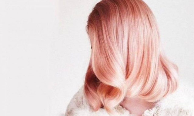 Αυτό είναι το χρώμα των μαλλιών για το φετινό καλοκαίρι