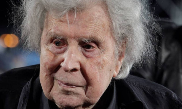 Composer Mikis Theodorakis leaves hospital