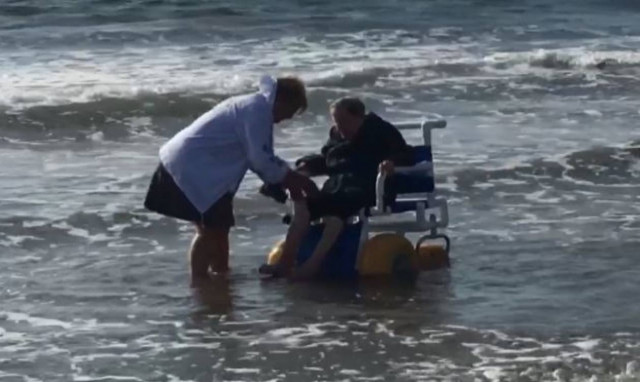 Όταν εκπληρώνεις ένα όνειρο ζωής στα... 90 σου χρόνια