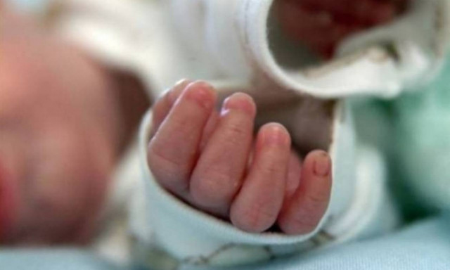 Κύκλωμα εμπορίας βρεφών: Προφυλακίζονται οι τέσσερις από τους εννέα κατηγορούμενους