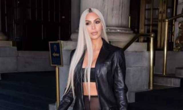 Μα τι σκεφτόταν; Τα 15 χειρότερα outfits που φόρεσε ποτέ η Kim Kardashian