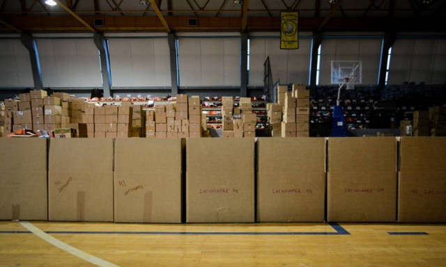 Φωτιά Μάτι – Αδιανόητο: Έκλεβαν τρόφιμα που συγκεντρώνονται για τους πυρόπληκτους