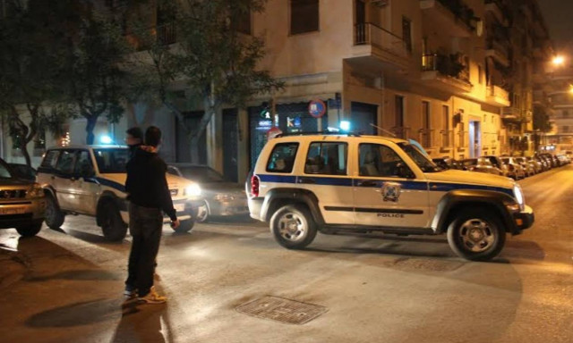 Απίστευτες σκηνές στην Πορταριά: Λυκόσκυλο εναντίον…. αστυνομικών!