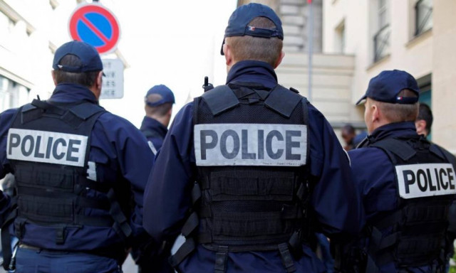 Γαλλία: Αυτοκίνητο έπεσε πάνω στην είσοδο τεμένους στη Λιλ