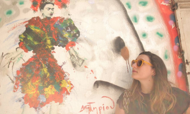 Ακόμα και σε μία γωνία να είσαι… θα σε βρω!