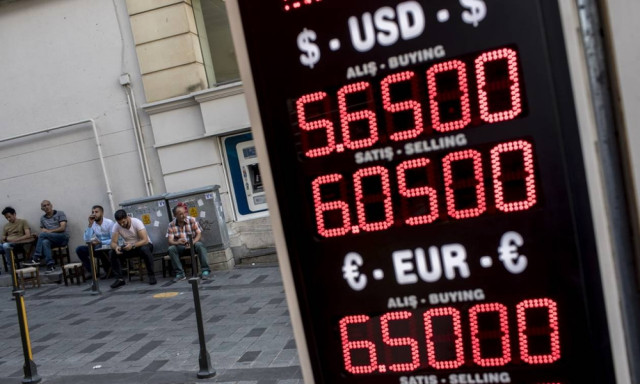 Σε κάθετη πτώση η λίρα - Δραματική παρέμβαση από την κεντρική τράπεζα της Τουρκίας