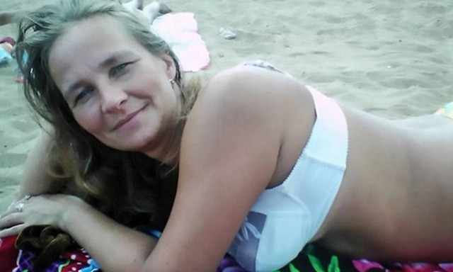 Σοκ: Δολοφόνησε με τσεκούρι την 18χρονη κόρη της επειδή ήταν... αντιδραστική!