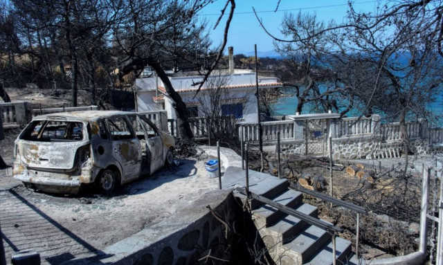 Φωτιά: Σήμερα η πληρωμή των διπλών συντάξεων για τους πυρόπληκτους – Ποια τα δικαιολογητικά