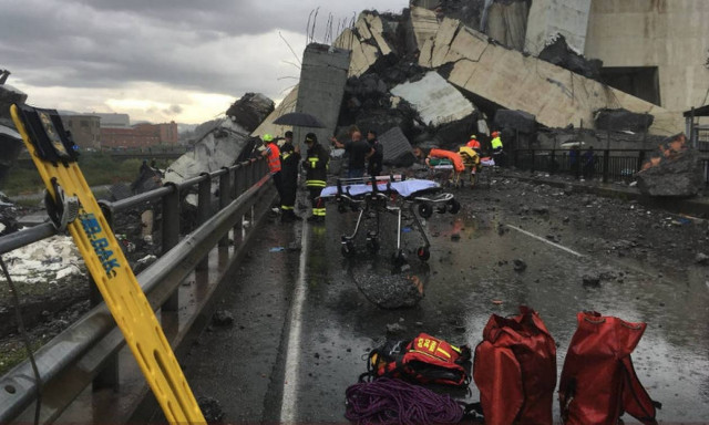 Γένοβα: Ολονύχτιο θρίλερ στα συντρίμμια για την αναζήτηση επιζώντων (vids+pics)