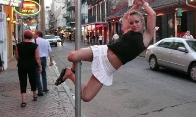 Viral video: Αυτά είναι τα 14 χορευτικά fail που θα σας φτιάξουν τη μέρα