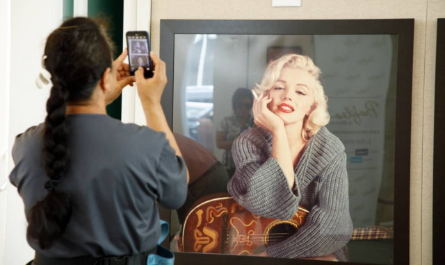 Ο θρύλος της Μέριλιν Μονρόε «ζει και βασιλεύει» (pics)