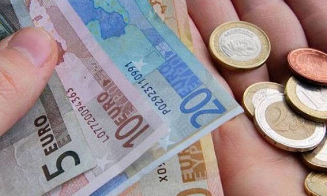 Έρχονται αυξήσεις μισθών σε 300.000 υπαλλήλους - Ποιους αφορά