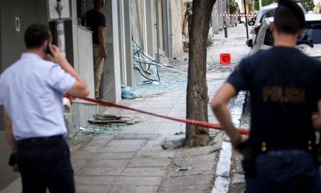 Συναγερμός για ισχυρή έκρηξη στον Πειραιά: Οι κινήσεις των υπόπτων και ο στόχος (pics-vid)