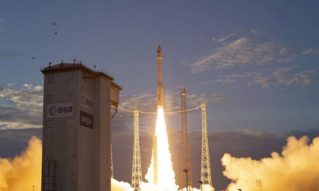 Εκτοξεύτηκε στο διάστημα ο «Αίολος» - Θα βελτιώσει την πρόγνωση του καιρού (video)