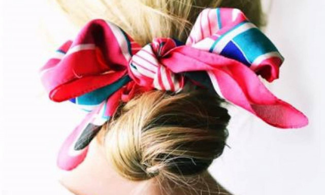 Bad hair day: 5 χτενίσματα για να τα βγάλεις πέρα