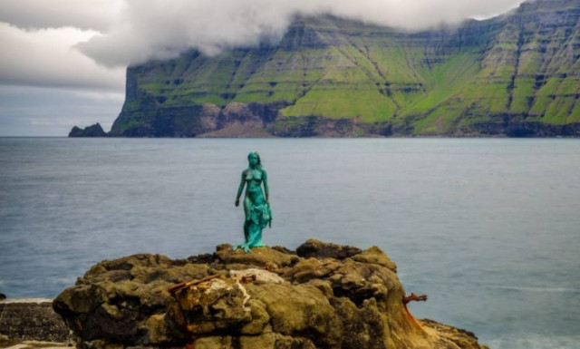 Ποια ήταν η θρυλική «γυναίκα – φώκια» που καταράστηκε τους ψαράδες (Pics+Vids)