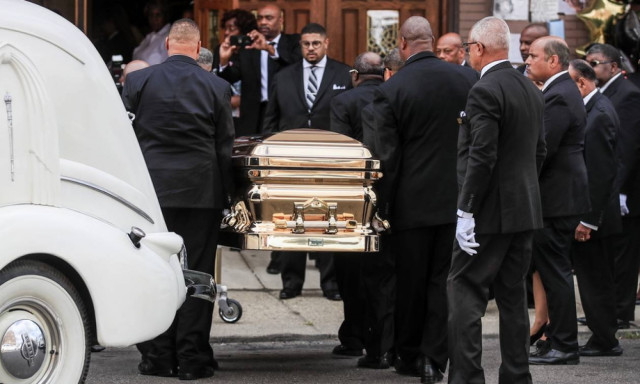 LIVE Aretha Franklin: Το τελευταίο αντίο στη «βασίλισσα της soul»