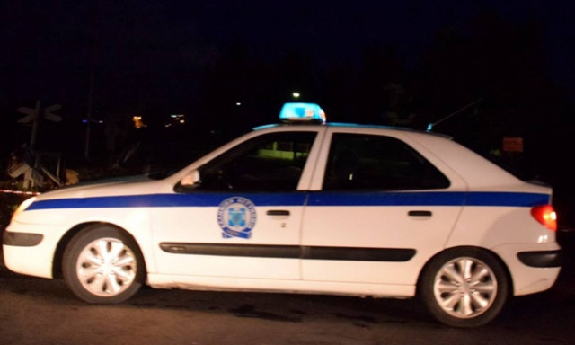 Σύγκρουση Ι.Χ. με λεωφορείο στην Ε.Ο. Θεσσαλονίκης - Μουδανιών: Δύο τραυματίες