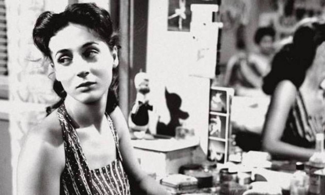 Σαν σήμερα το 1983 πεθαίνει η κορυφαία ηθοποιός του θεάτρου και του κινηματογράφου, Έλλη Λαμπέτη