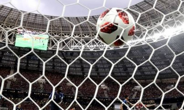 Τέσσερις ομάδες κυνηγούν την πρώτη τους νίκη