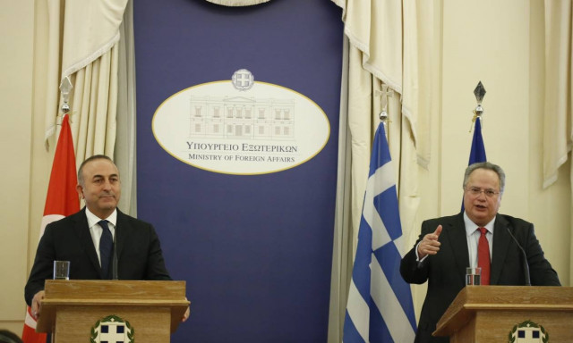 Κρίσιμο τετ-α-τετ Κοτζιά - Τσαβούσογλου στη Σμύρνη: Σε «τεντωμένο σχοινί» οι ελληνοτουρκικές σχέσεις