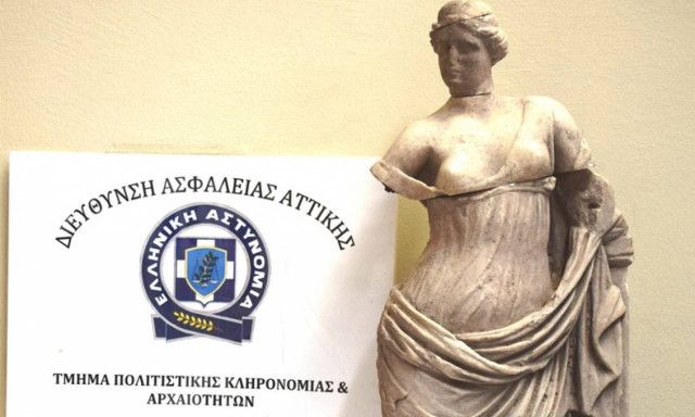 Αρχαιοκάπηλοι έκλεψαν τη θεά Αφροδίτη από το Μουσείο της Σαντορίνης (pics)