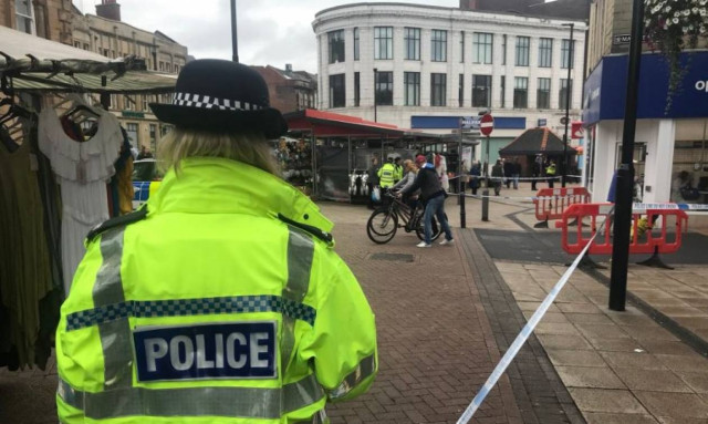 ‘Serious incident’ in Barnsley, UK: 1 injured, suspect arrested after reports of woman with knife