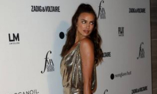 H Irina Shayk ναι μεν έλαμπε, μα ξέχασε να βάλει εσώρουχο!