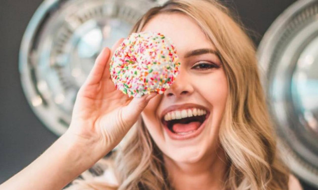 Επιστημονική εξήγηση: Ιδού ο λόγος που τα παρατάς από την πρώτη εβδομάδα δίαιτας