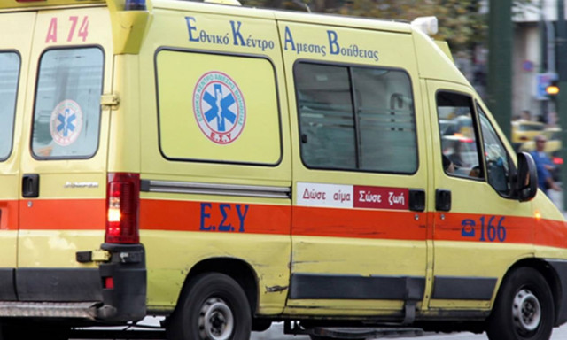 Σοκ στη Λαμία: Κατέρρευσε ενώ εργαζόταν - Υπέστη εγκεφαλικό και τέσσερις συνεχόμενες ανακοπές