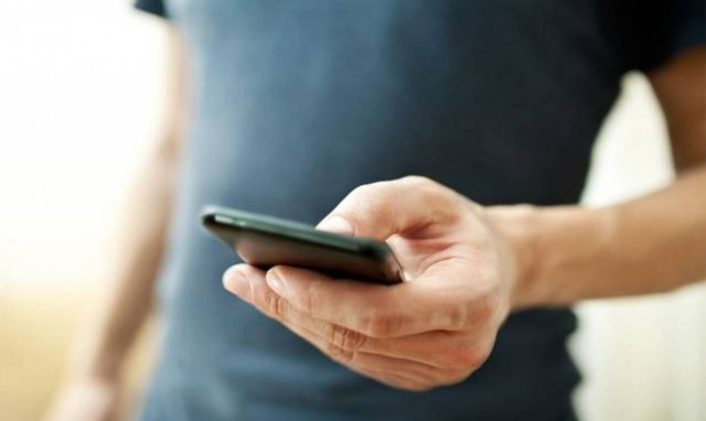 Up to one quarter of online purchases in Greece made by mobile devices