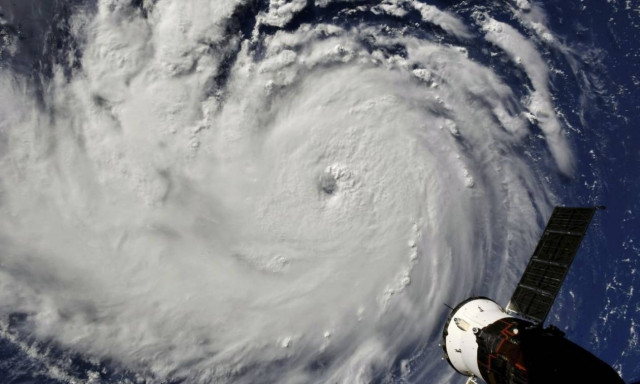 Τυφώνας - «τέρας: Ο Φλόρενς έτοιμος να «ισοπεδώσει» την Καρολίνα