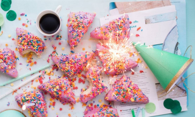 Πώς θα διοργανώσεις ένα σούπερ πάρτι ανέξοδα