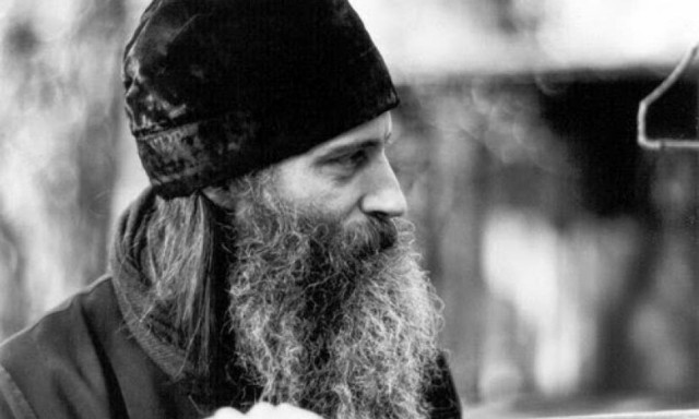 Πατήρ Σεραφείμ Ρόουζ: «Οι έσχατοι χρόνοι είναι ήδη εδώ»