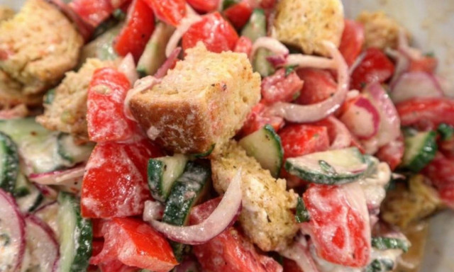 Η συνταγή της ημέρας: Σαλάτα Panzanella