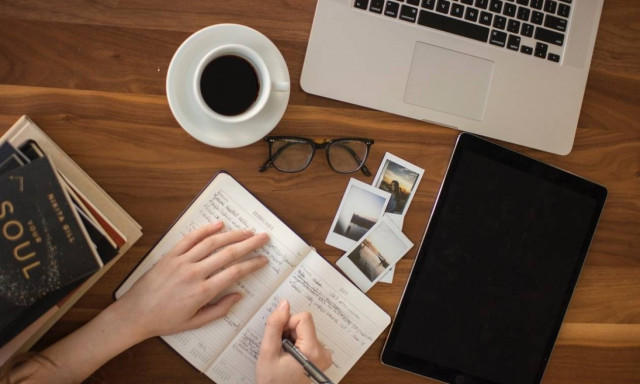 Πέντε ιδέες DIY για την τέλεια οργάνωση στο γραφείο σου