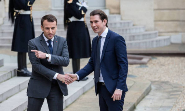 Ο Μακρόν ζητά απελάσεις μεταναστών λίγες ημέρες πριν από τη Σύνοδο Κορυφής