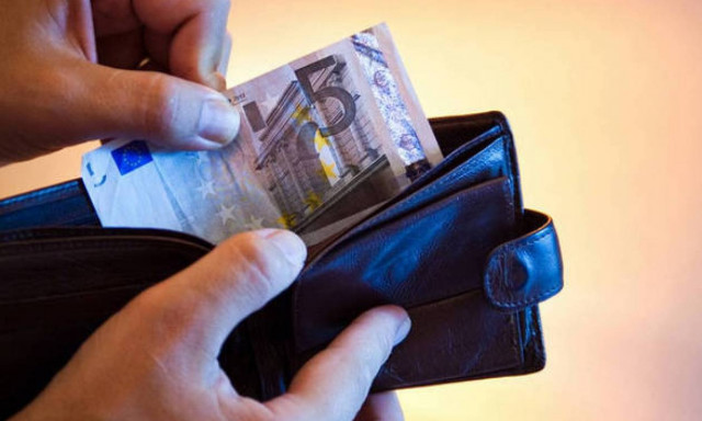 Κοινωνικό Εισόδημα Αλληλεγγύης: Πότε πρέπει να γίνει νέα αίτηση - Όλες οι λεπτομέρειες