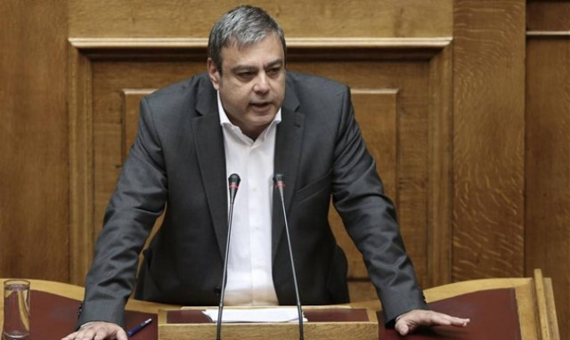 Βερναρδάκης: Από την επόμενη εβδομάδα η νομοθέτηση των εξαγγελιών Τσίπρα στη ΔΕΘ