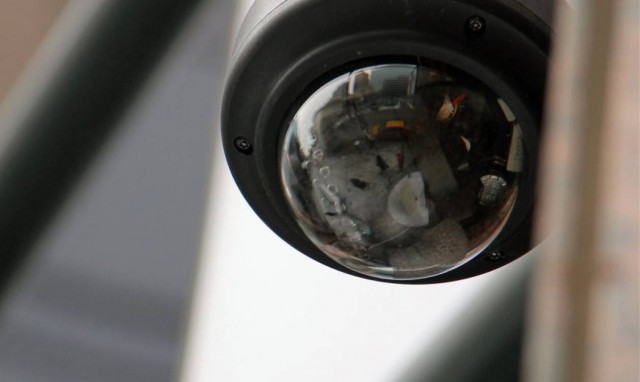 Ηράκλειο: Ελεύθερος κυκλοφορεί ο «ματάκιας» που είχε τοποθετήσει κάμερες σε ξενοδοχείο