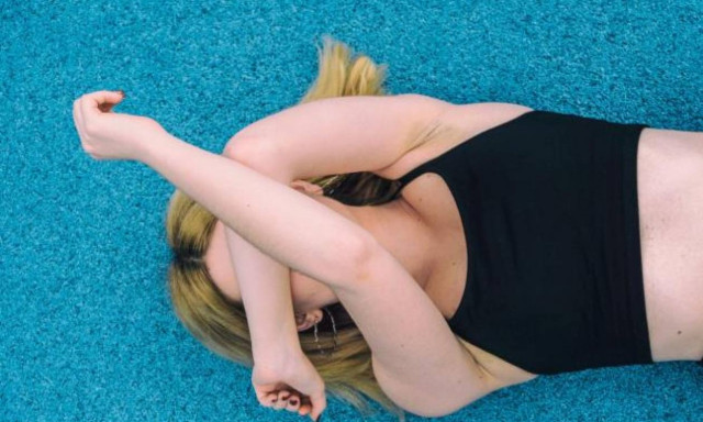 Θα πεις όχι; 15λεπτο πρόγραμμα σύσφιξης γλουτών αυστηρά για… τεμπέλες