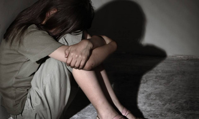 Φρίκη: 28χρονος αλλοδαπός βίαζε επί έξι ημέρες ένα ανήλικο κορίτσι